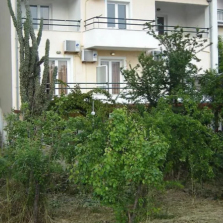 Pansion Chrisa Città di Skiathos